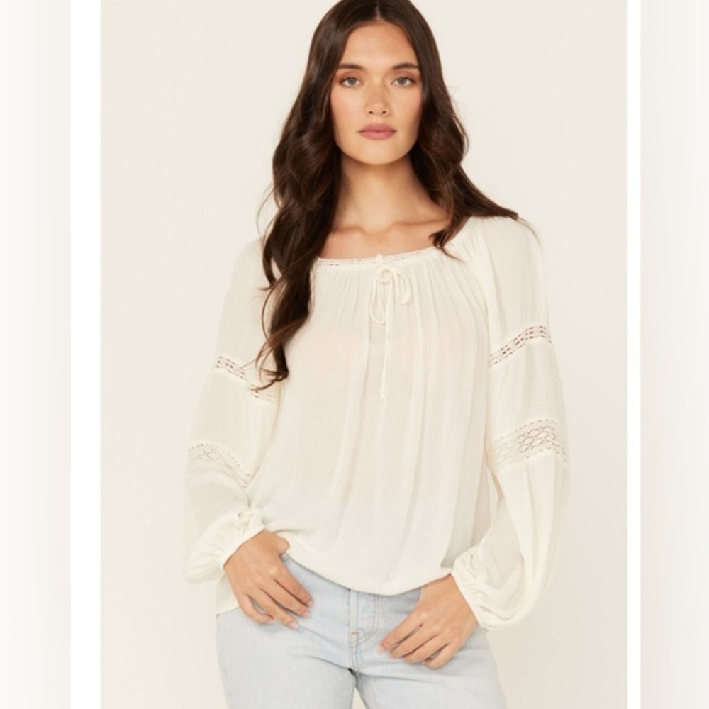 Jolt Cream Flowy Lace Trim Peasant Women's Blouse